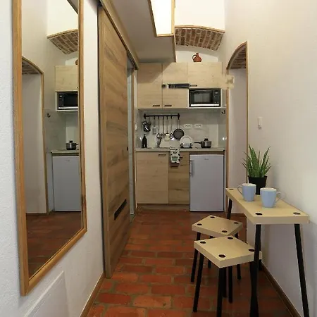 Podroom * Ljubljana